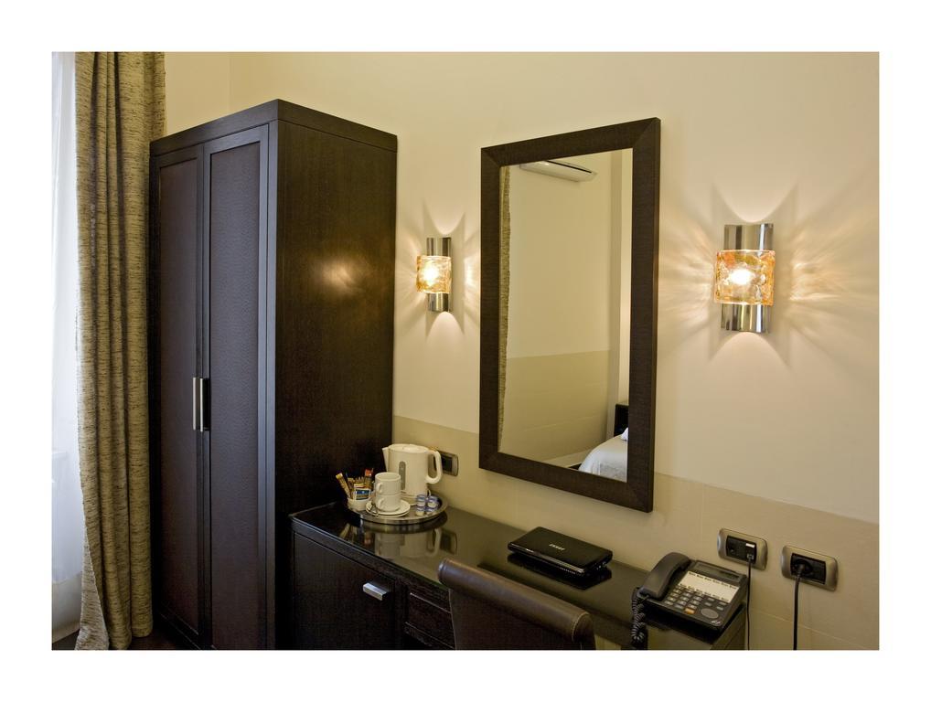 Basilio 55 Rome Hotel Værelse billede